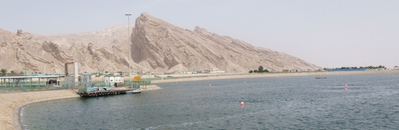 Green-Mubazzarah-lake2